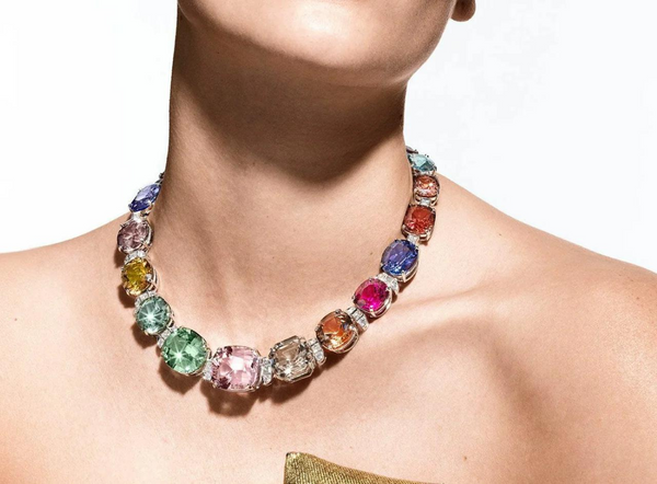 The Art of Personalized Jewelry: A Journey from Concept to Keepsake